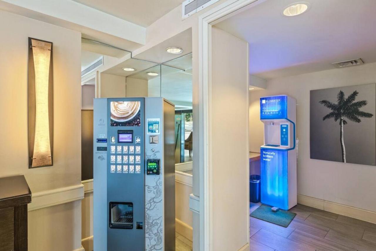 Incredible Location Free Parking In Waikiki Honolulu Exterior foto