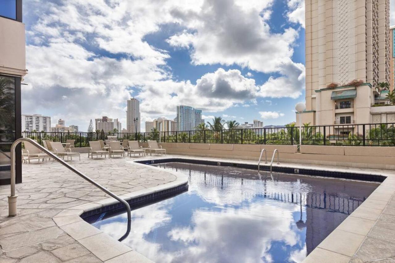 Incredible Location Free Parking In Waikiki Honolulu Exterior foto